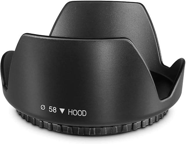 YRTIYO black plastic lens hood threaded onto a 58 mm kit lens